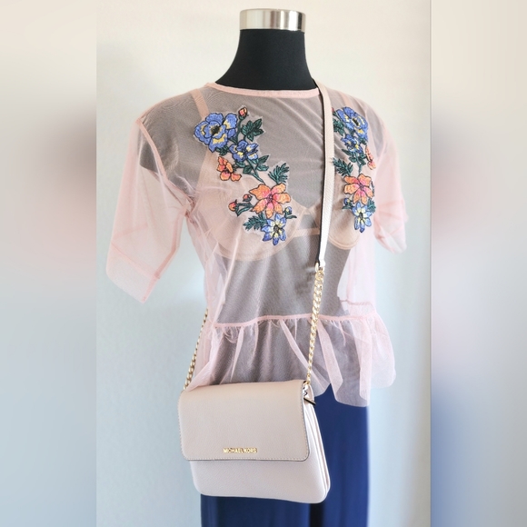 Michael Kors Bedford Soft Pink Leather Handbag - Picture 7 of 8